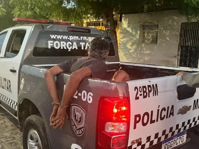 Foragido Da Justi A Com Condena O Por Posse Irregular De Arma De Fogo Capturado Pela Pm Nas