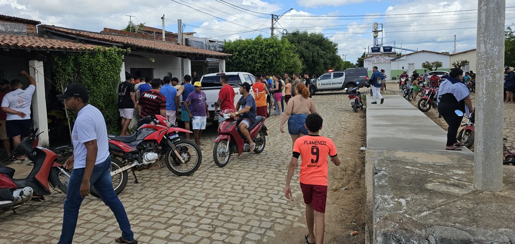 Emperesário é executado a tiros em plena manhã no centro de Baraúna-RN