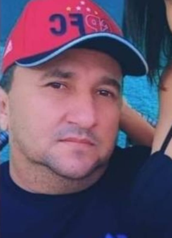 Motociclista por aplicativo vítima de grave acidente na Leste Oeste segue internado em estado grave