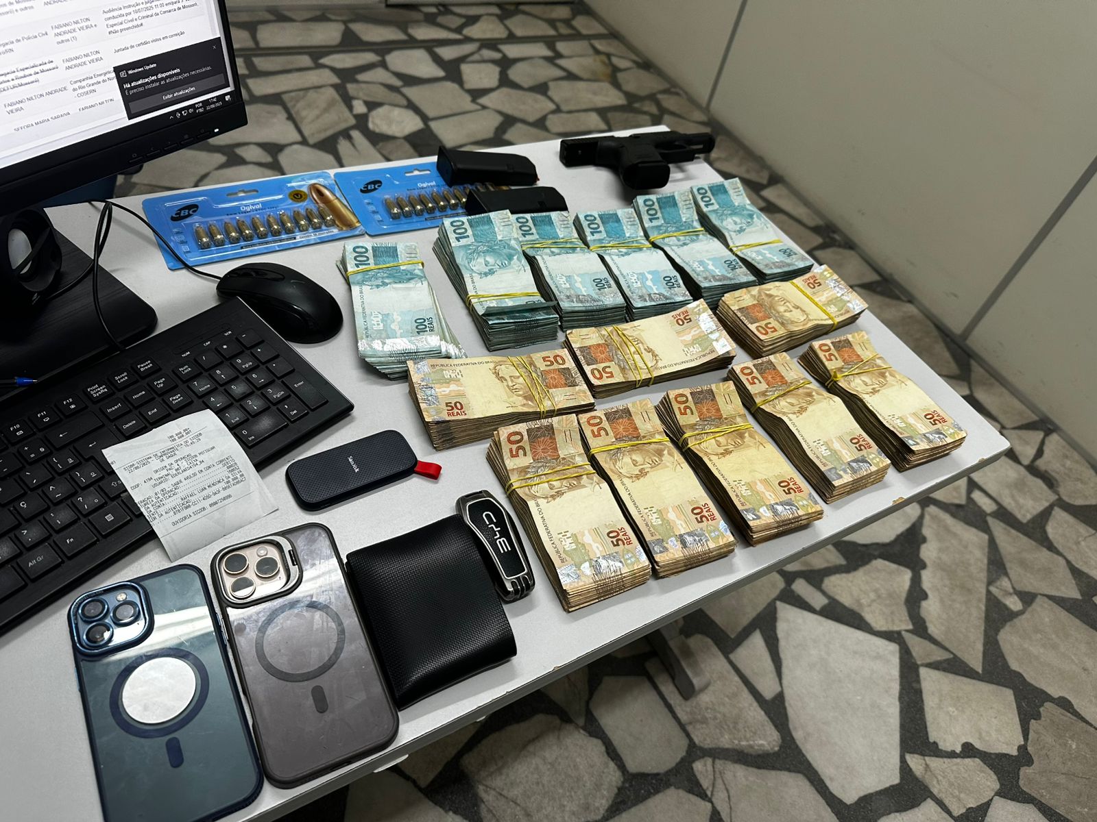 Investigado em desvio de quase 5 milhões de reais da empresa Oitava Rosado, é preso por porte de arma em Mossoró