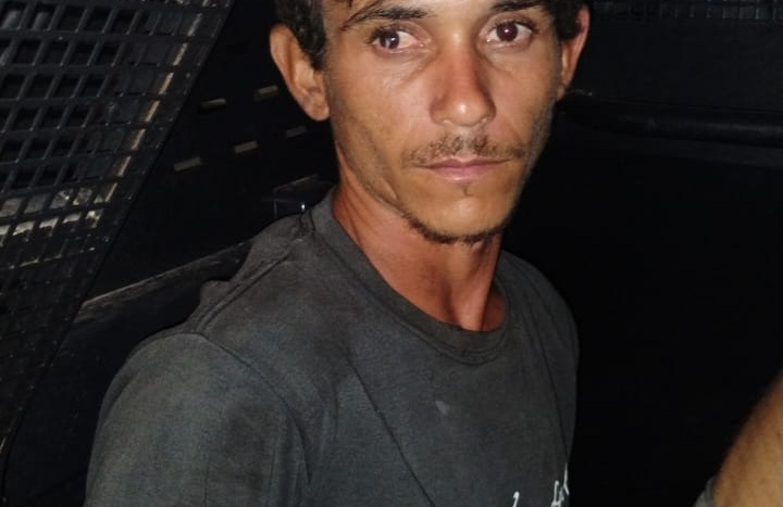 Polícia Militar prende homem em flagrante após furto de motocicleta em Mossoró