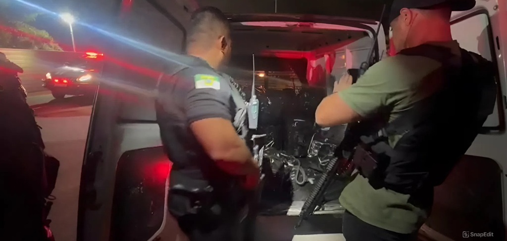 Receita Federal e Polícia Civil apreendem 1,2 tonelada de cocaína em operação conjunta