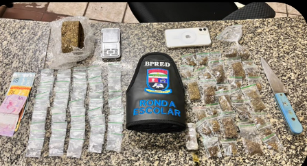 Homem é preso com maconha e cocaína durante patrulhamento da Ronda Escolar em Mossoró