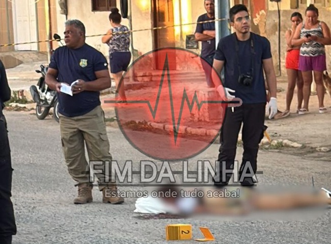 Mulher conhecida como “Galega” é assassinada a tiros durante a madrugada em Grossos