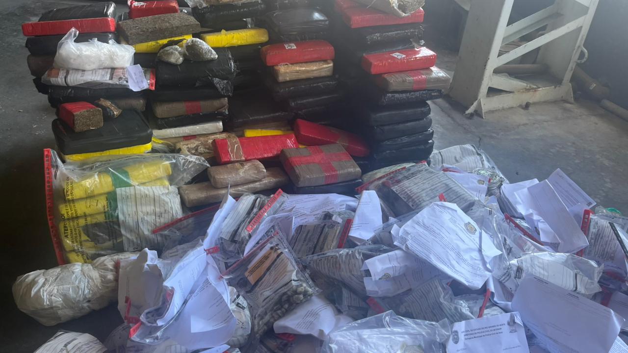 Polícia Civil incinera mais de meia tonelada de drogas apreendidas em Mossoró