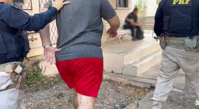 PRF prende motorista de aplicativo com mandado de prisão em aberto por furto em Mossoró