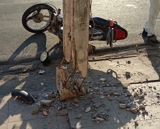 Motociclista fica ferido após se envolver em acidente de trânsito no Alto São Manoel em Mossoró