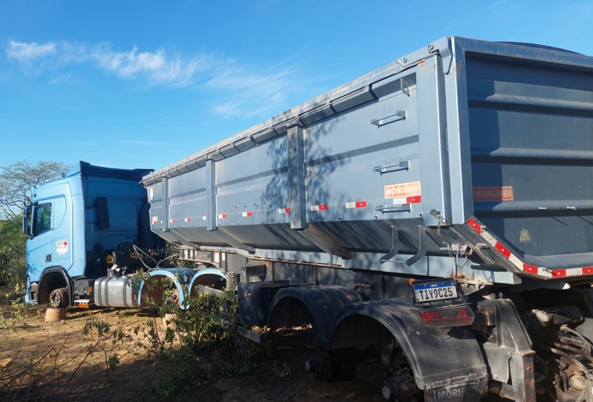 Criminosos fazem motoristas de reféns e roubam pneus de carretas na região Oeste Potiguar