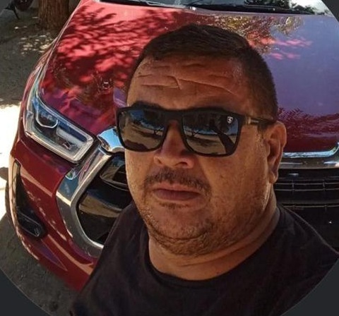 Homem é assassinado a tiros na calçada de residência em Ipanguaçú