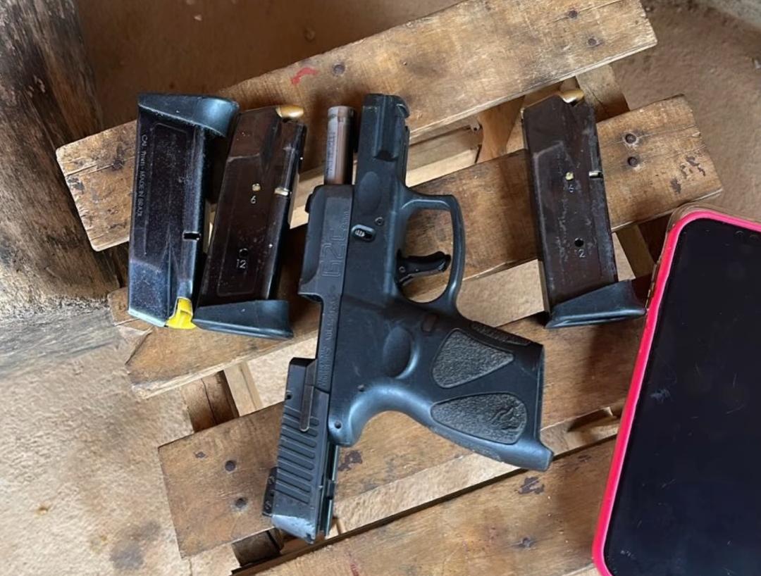 Operção da PM apreende arma de fogo de uso restrito no município de Baraúna